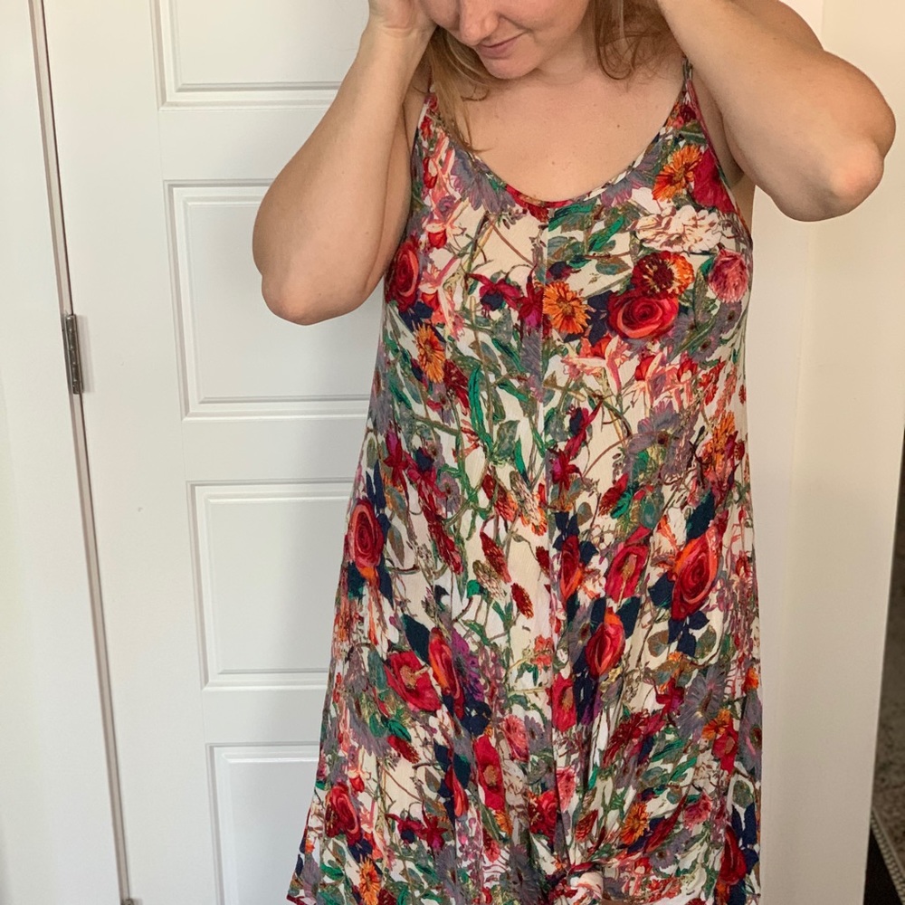Flowing Floral Dress with Adjustable Straps Large